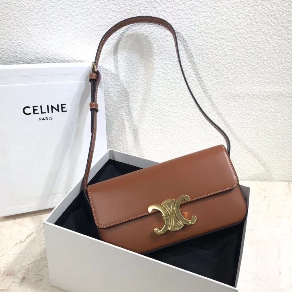 CL Triomphe Classique