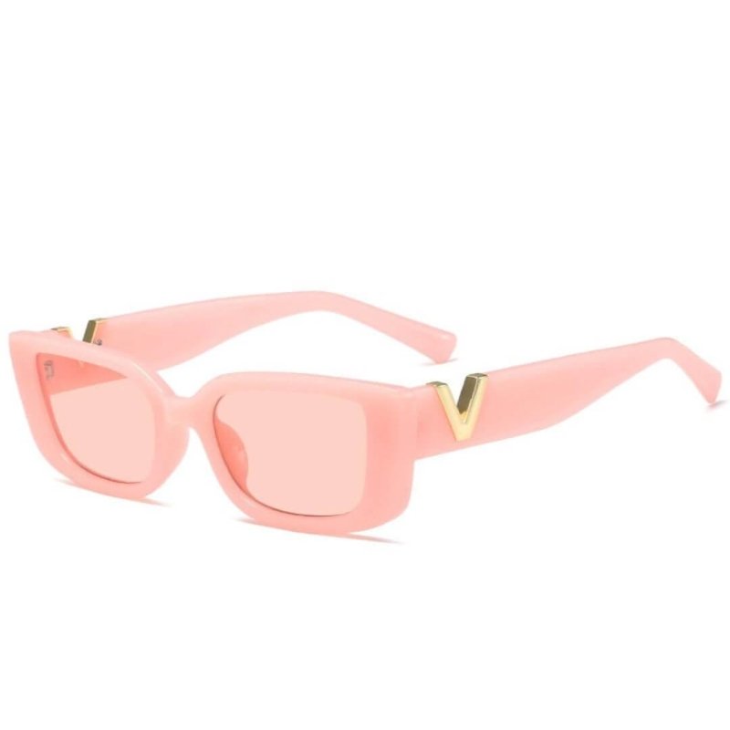 Occhiali da sole alla moda da donna