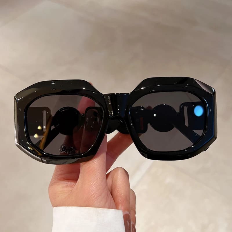 Occhiali da sole di lusso di design da donna - Stile contemporaneo