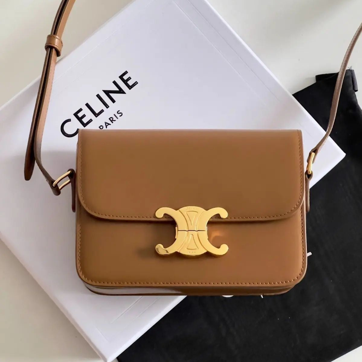 CL Triomphe Classique