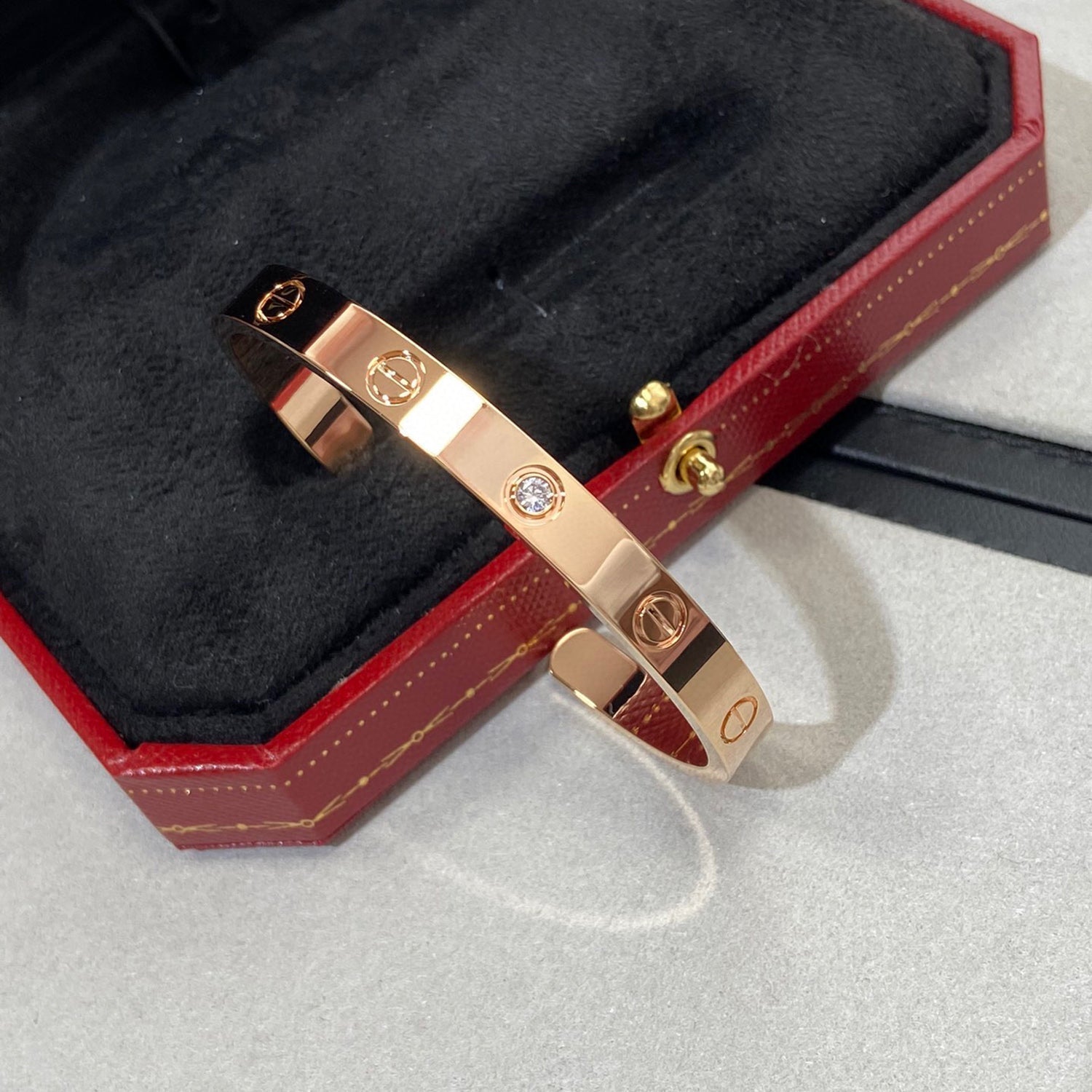 Bracciale Love Diamanti Open Bracciale a polsino