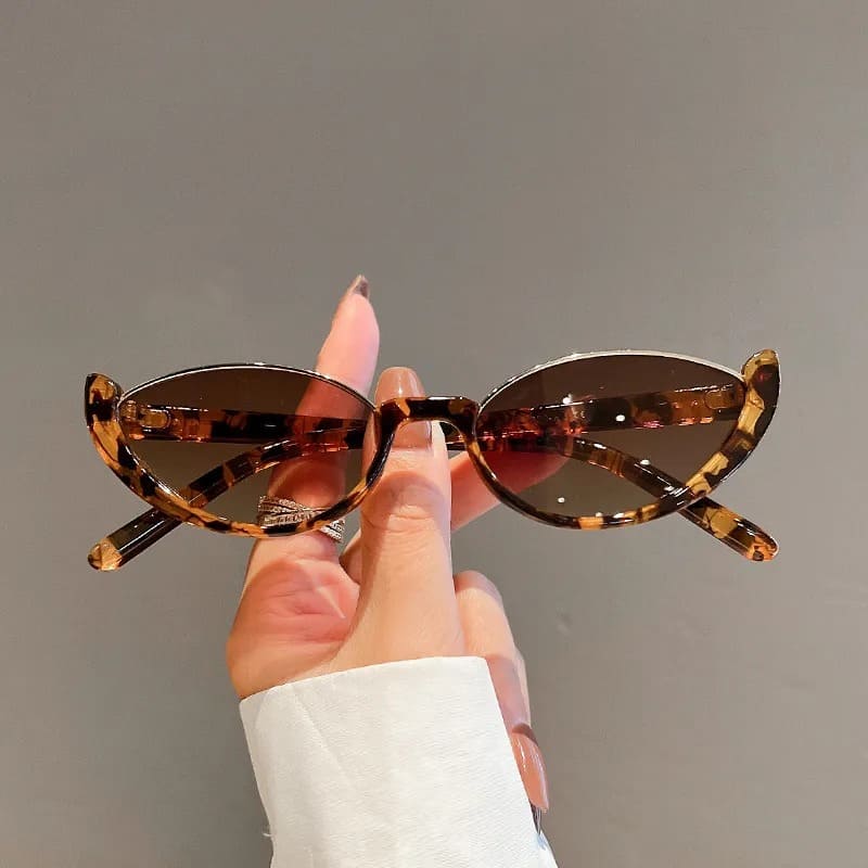 Occhiali da sole ovali piccoli da donna - Stile contemporaneo